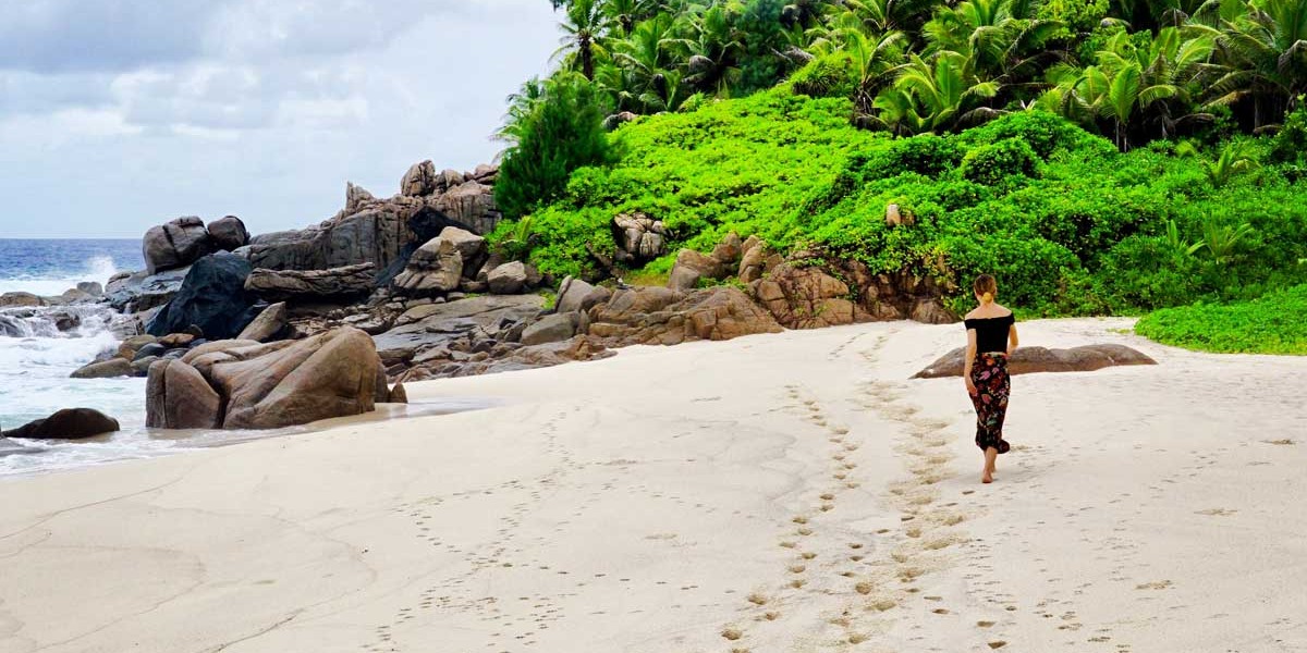 Mahe beaches seychelles